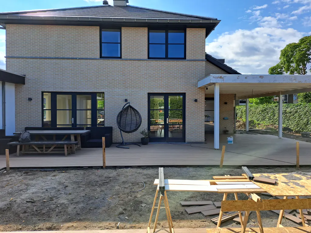 Uitbouw villa Rotterdam: bouw Donizettilaan: bouw
