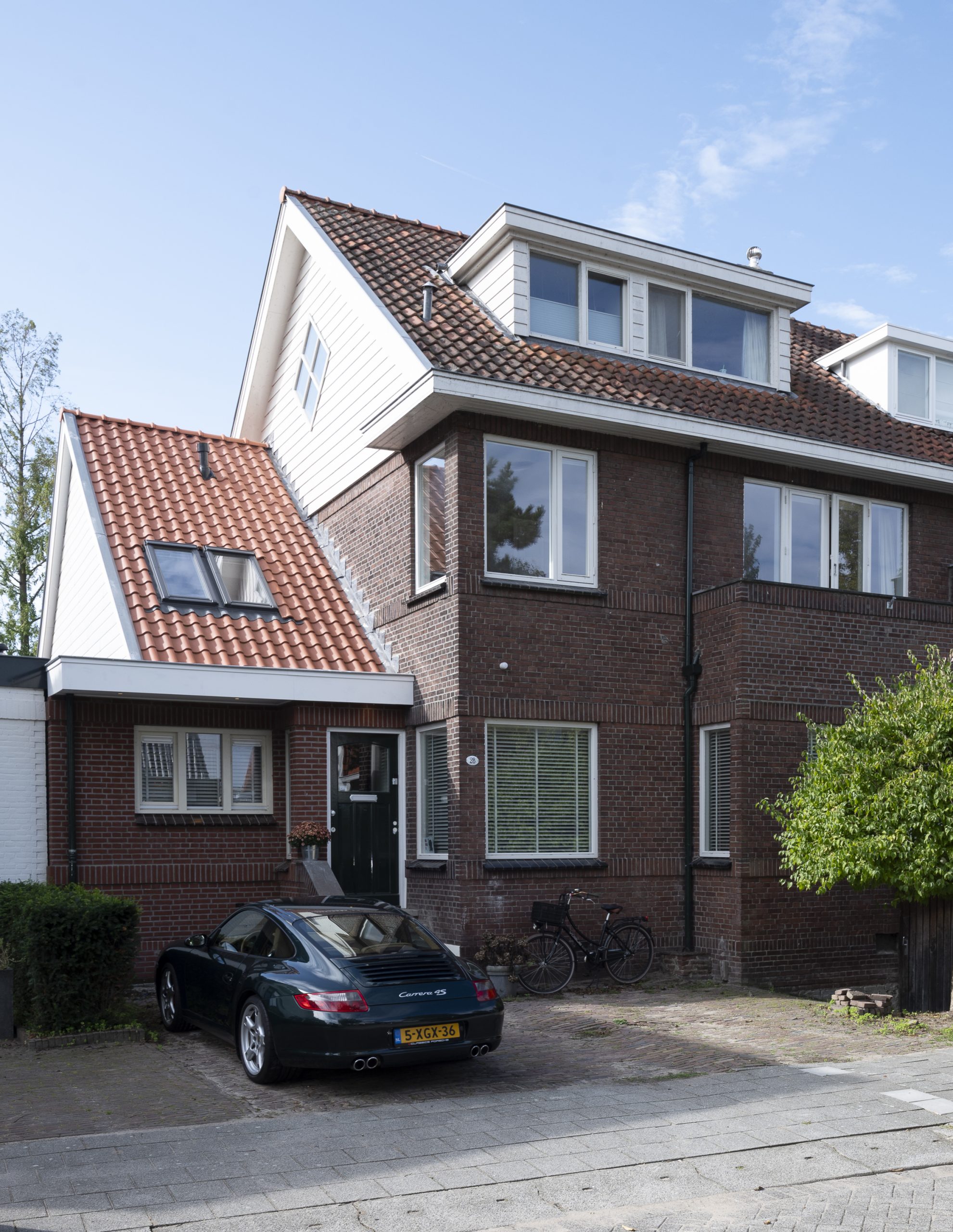 Uitbouw en dakopbouw